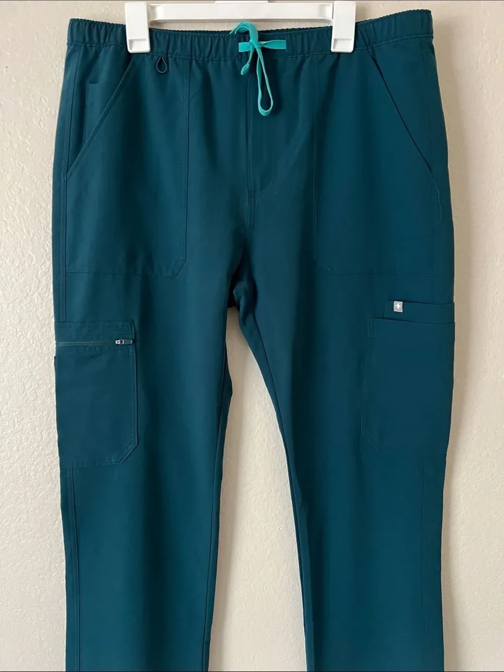 Like New! FIGS Cairo Straight Leg Scrub Trouser™ PO#1643 Caribbean Blue Size XL